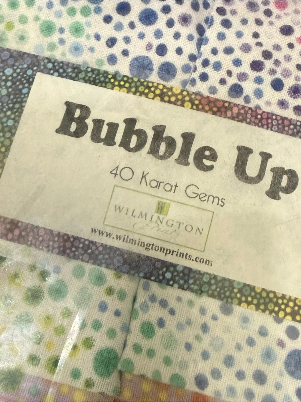 WILMINGTON Bubble up 40 Karat Gems 40 2 1/2” X 44” Pre-cut Cotton Fabric Strips